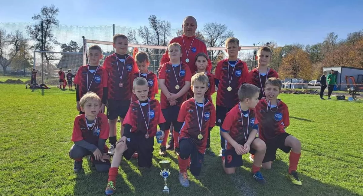 Warta CUP – młodzi piłkarze i piłkarki sprawdzili swoje umiejętności