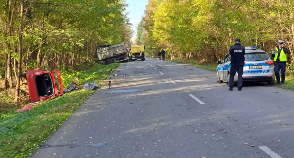 Tragiczny wypadek na drodze wojewódzkiej 486: Nie żyje 33-latek z powiatu wieluńskiego