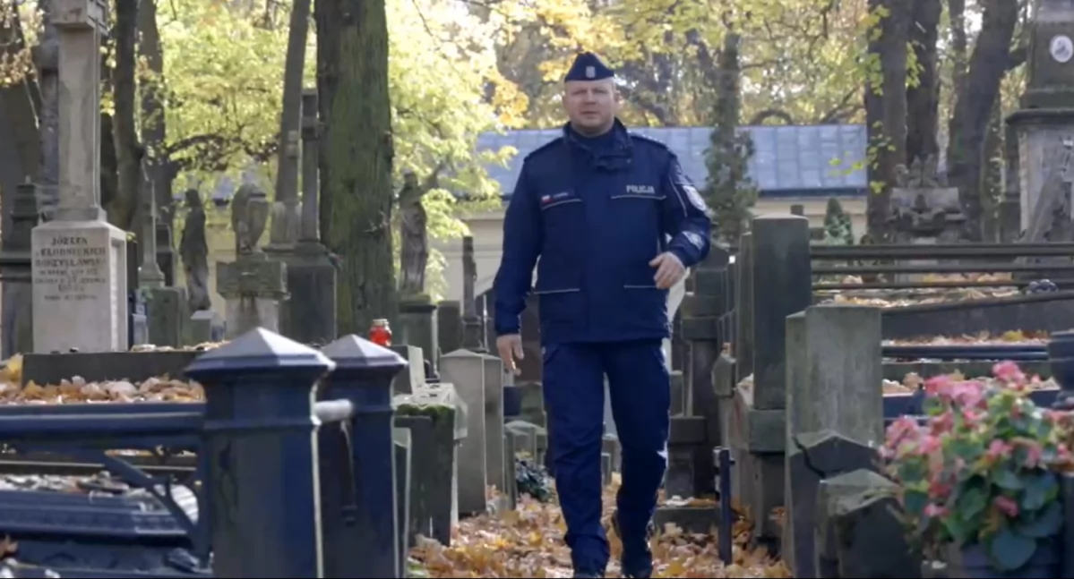 Wszystkich Świętych - te błędy mogą drogo kosztować na drodze, w domu  i na cmentarzu
