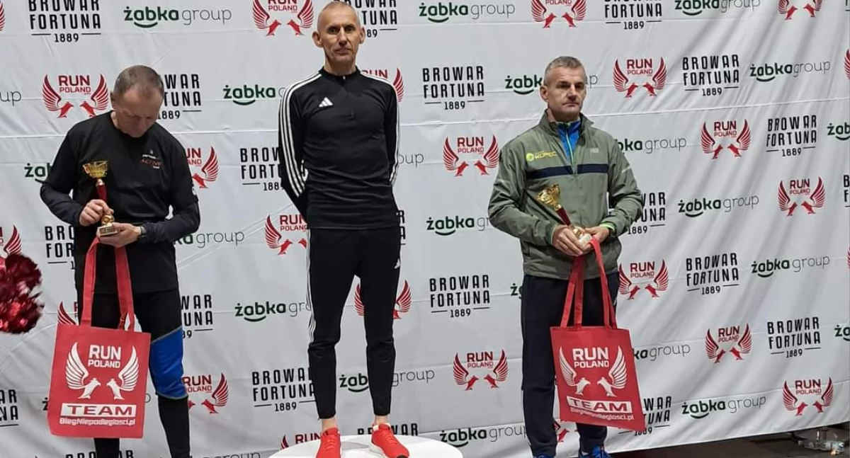 Artur Jasiński bije „życiówkę” na poznańskim Biegu Niepodległości RUNPOLAND