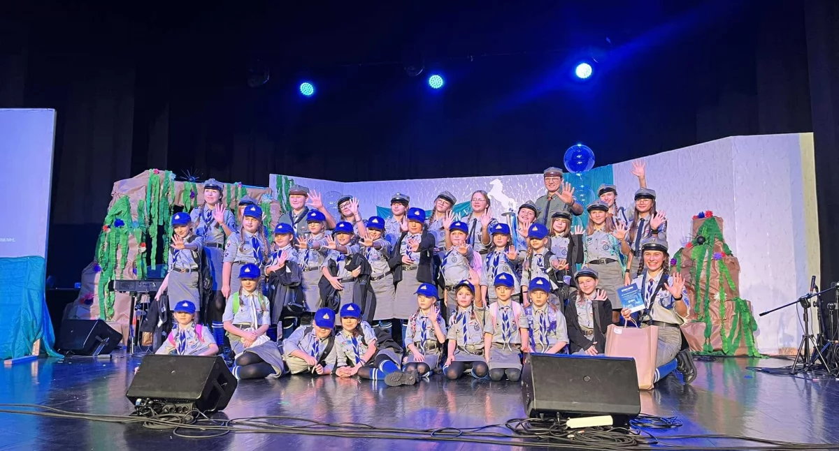 Muzyczna „Wichura” podbija serca – sukces zuchów na festiwalu „OPAL”