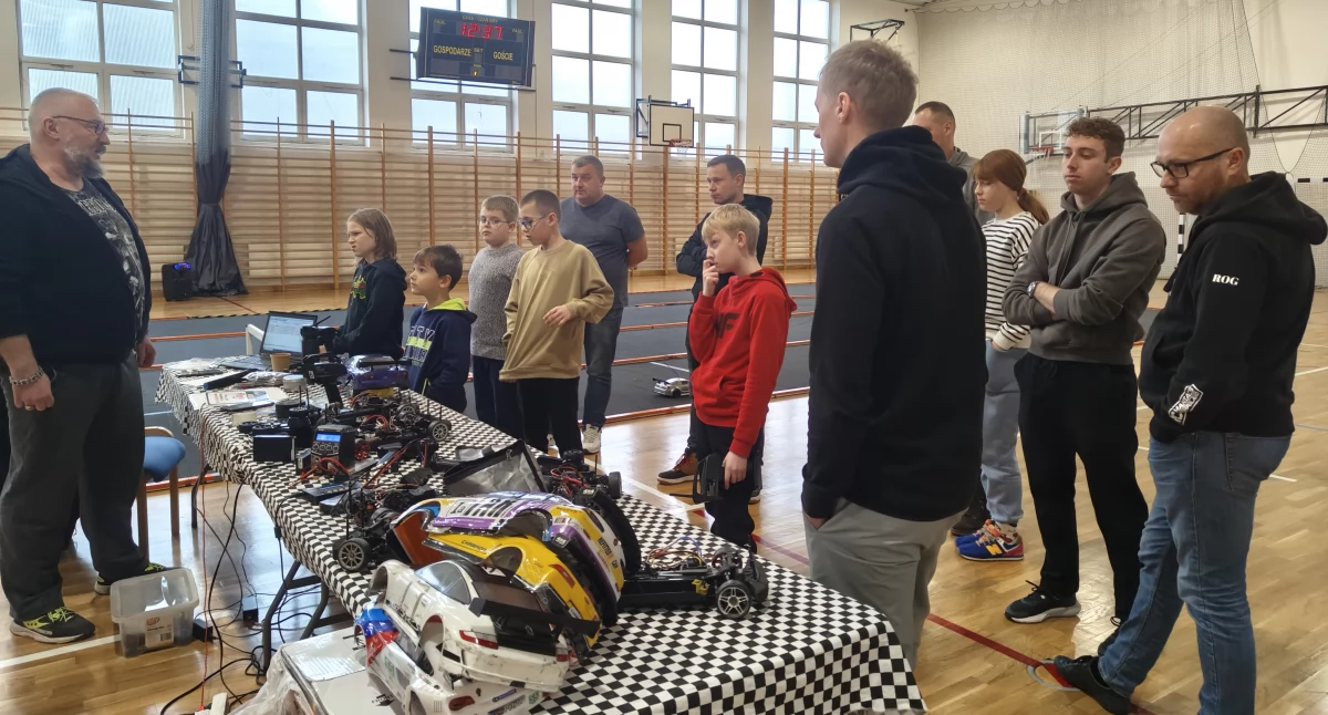 III NSR Nascar Style Racing w Sulmierzycach: Pasja, technologia i rywalizacja