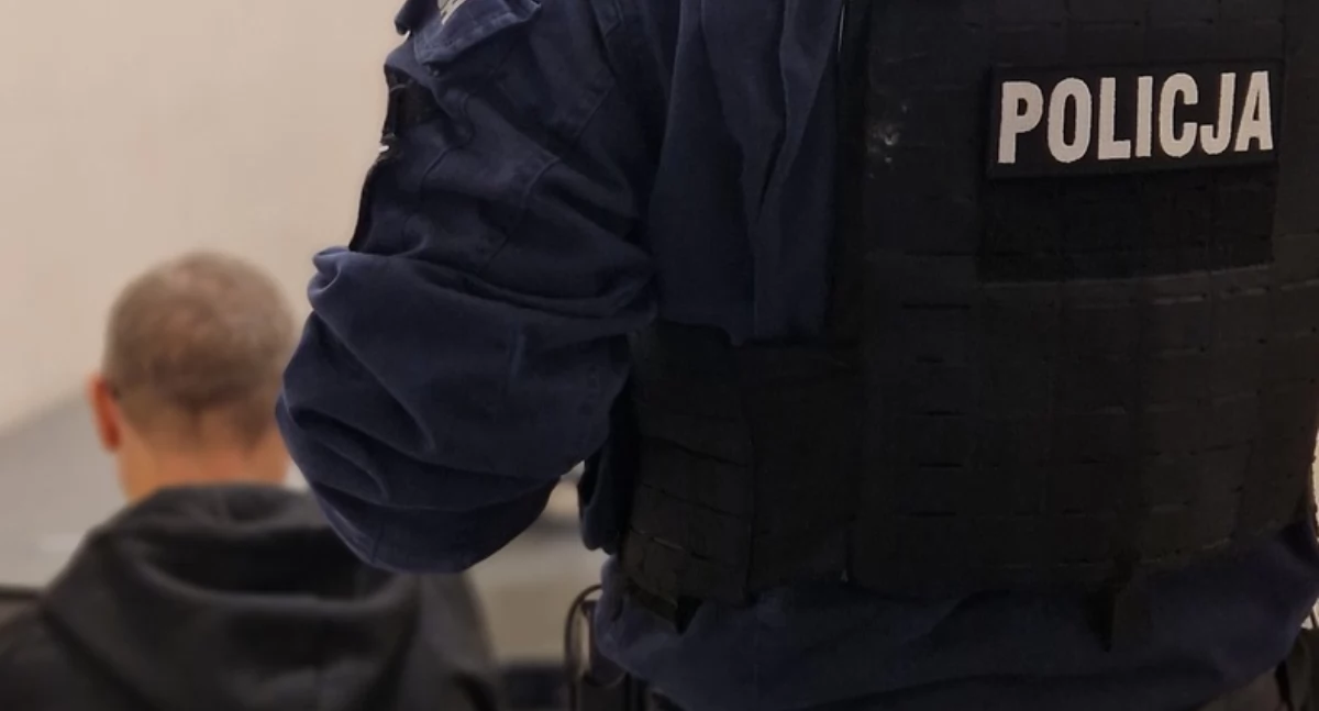 Rozbój w biały dzień! Wszedł do kwiaciarni z pistoletem w ręce
