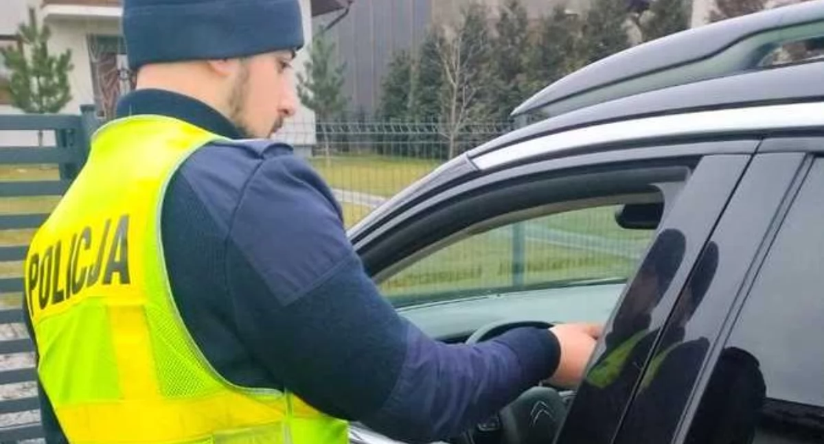 Kontrola trzeźwości na drogach - dwóch mężczyzn było pod wpływem alkoholu