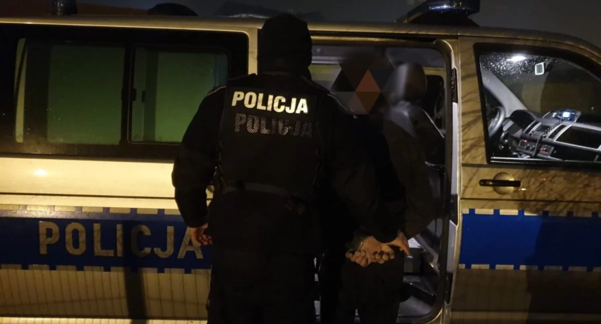 Jechał kompletnie pijany. Wpadł, gdy kupował alkohol na stacji benzynowej