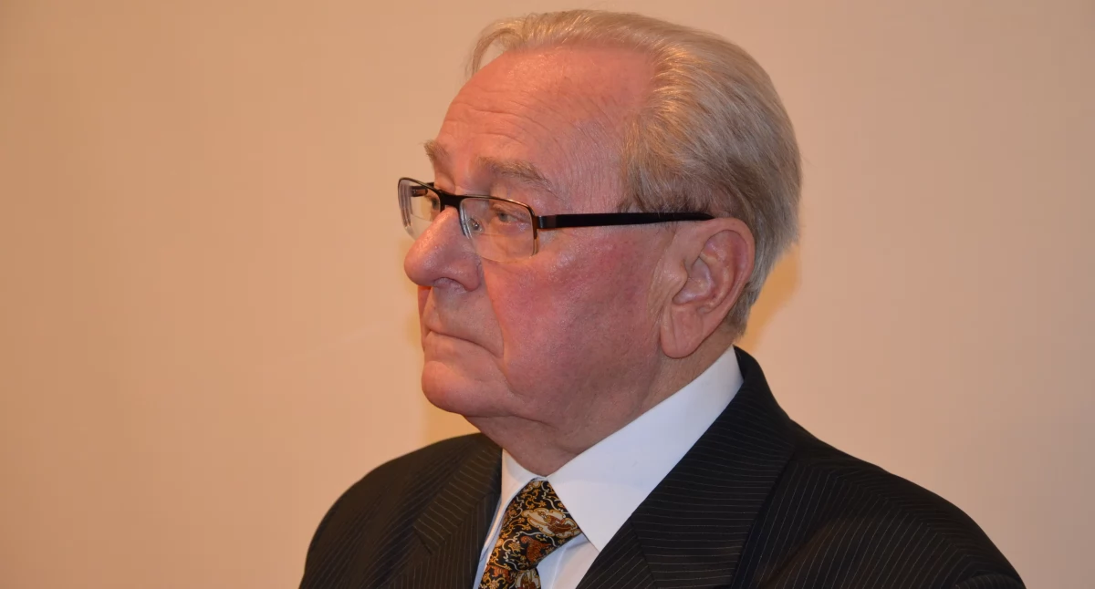 Profesor Tadeusz Olejnik świętował 90. urodziny i 65-lecie pracy naukowej