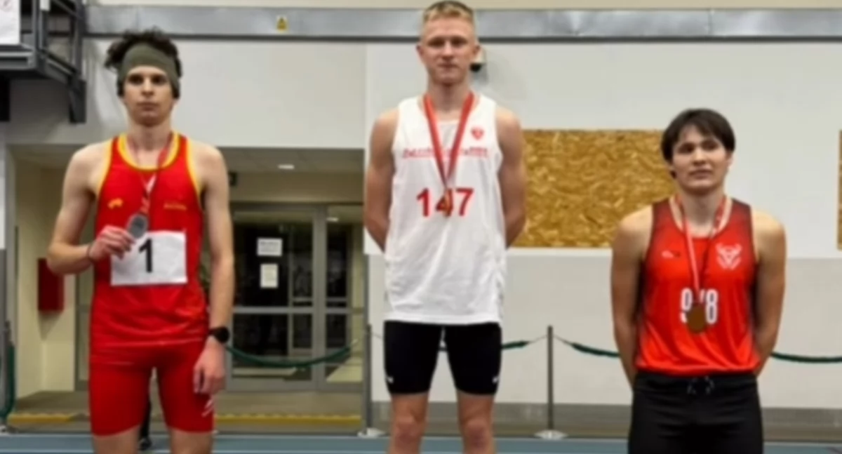 Michał Bator triumfuje w Spale! Kolejne zwycięstwo młodego biegacza