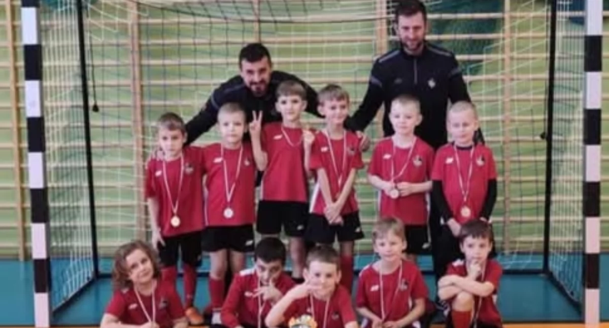Żaki WKS 1957 Wieluń na Czarni CUP 2025 – cenne doświadczenie i sportowa rywalizacja