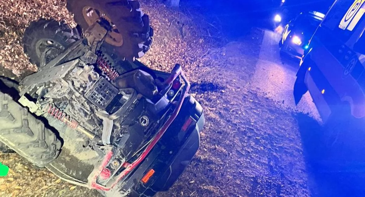 Uderzył quadem w drzewo - 35-latek w ciężkim stanie trafił do szpitala