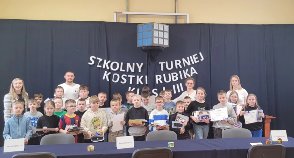 Szkolny Turniej Kostki Rubika w SP w Osjakowie