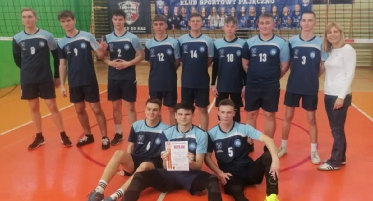 Siatkarska dominacja! Zespół Szkół w Pajęcznie w finale wojewódzkim