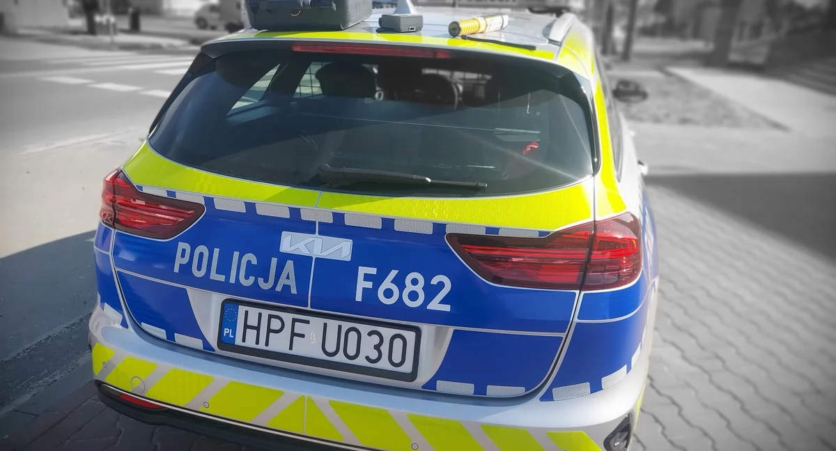 Kompletnie pijana 46-latka wjechała do rowu 