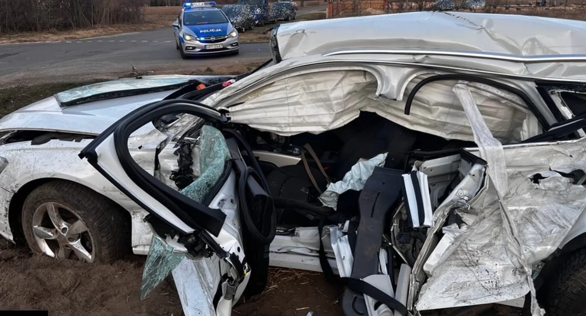 Koszmarny wypadek pod Zelowem! Lądował śmigłowiec LPR!