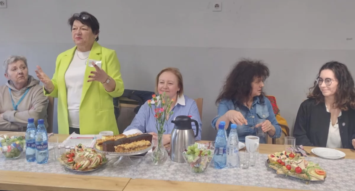 Klub Seniora ze Skomlina zorganizował spotkanie profilaktyczne dotyczące chorób nowotworowych.