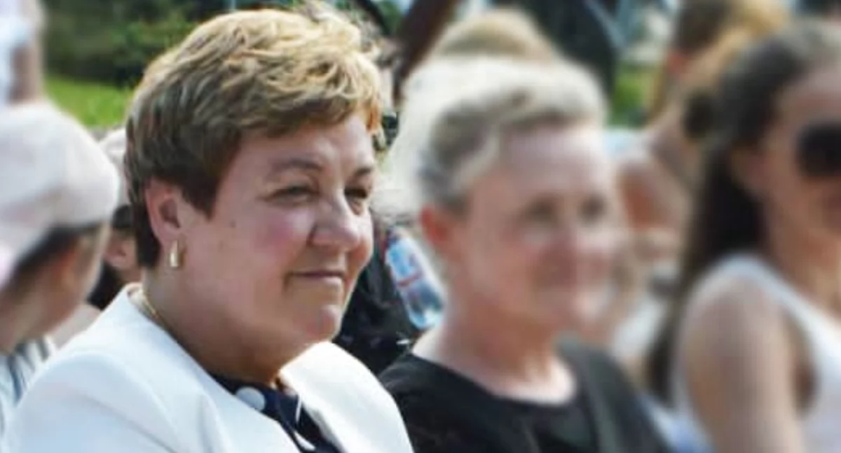 Dyrektorka zbierała na bilety, a wydawała na co chciała