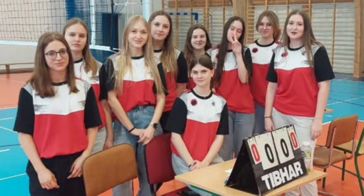Publiczna Szkoła Podstawowa w Krzyworzece triumfuje w Turnieju Mini Piłki Siatkowej
