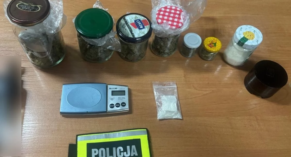 Mieli narkotyki i nimi handlowali - policja zatrzymała dwóch 24-latków