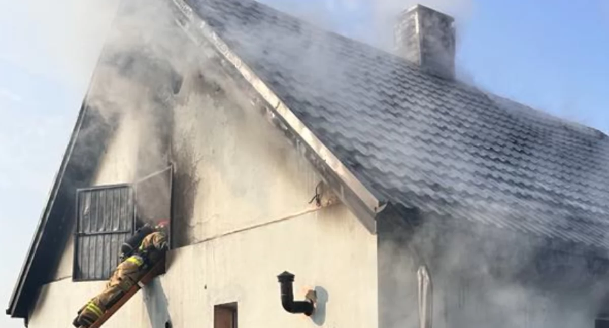 Pożar domu w Kuźnicy: Nie żyje mężczyzna