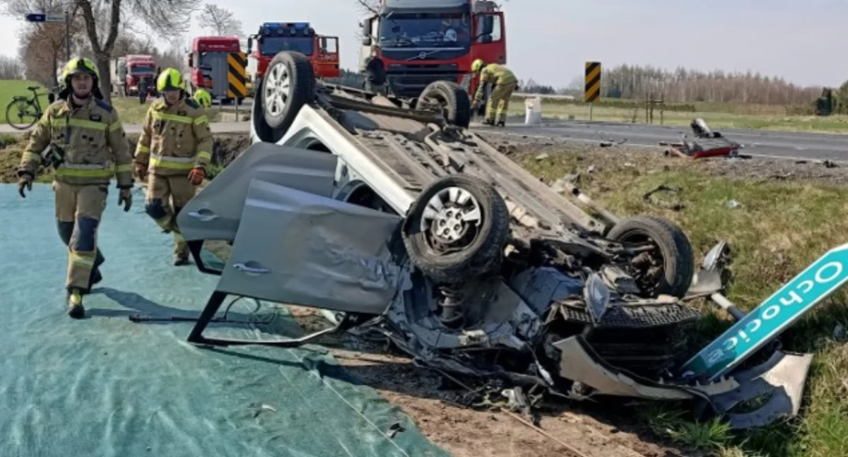 Groźny wypadek drogowy: Dwuletnie dziecko ranne