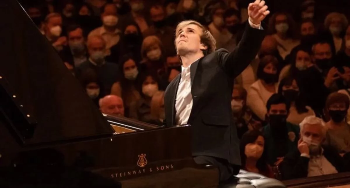 Recital chopinowski– polski pianista Andrzej Wierciński wystąpi w Muzeum Wnętrz Dworskich w Ożarowie