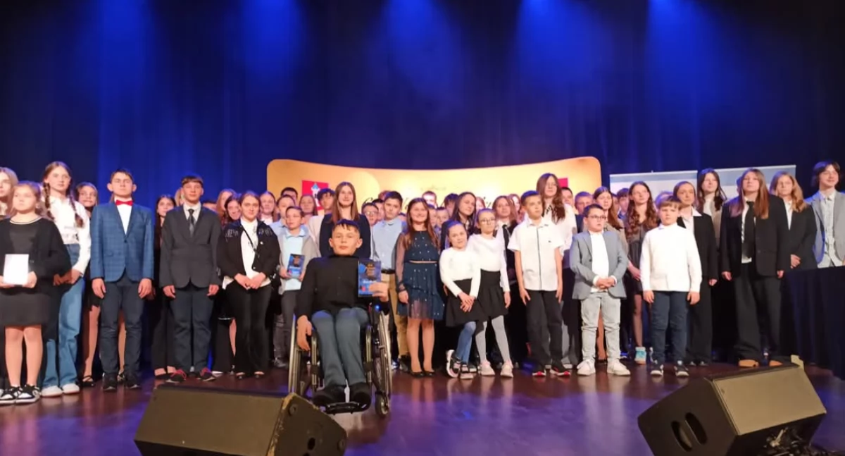 Gala Wieluńskie Talenty 2025: Poznaj wszystkich nagrodzonych uczniów i ich sukcesy