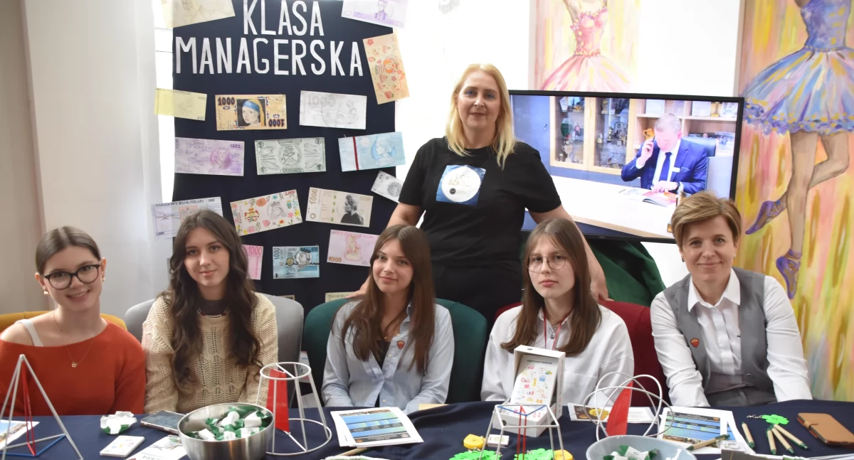 Dni Otwarte szkół Powiatu Wieluńskiego: II Liceum Ogólnokształcące im. Janusza Korczaka w Wieluniu