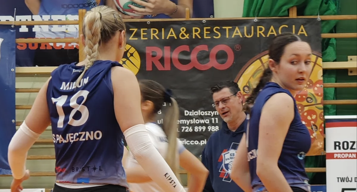 KS Pajęczno blisko zwycięstwa w pierwszym meczu Turnieju Finałowego. Prowadziły 2:0, ale przegrały z Karpatami Krosno 2:3
