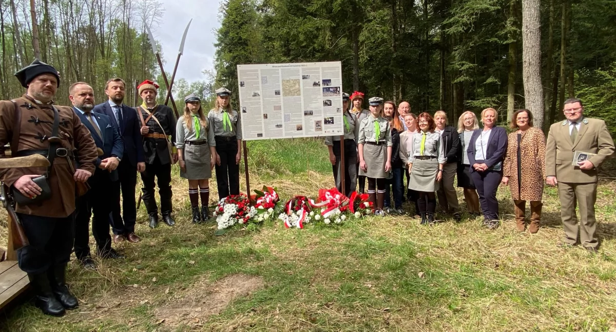 Obchody rocznicy Bitwy pod Kluskami 1863 – uroczyste złożenie kwiatów i wspólne upamiętnienie historii