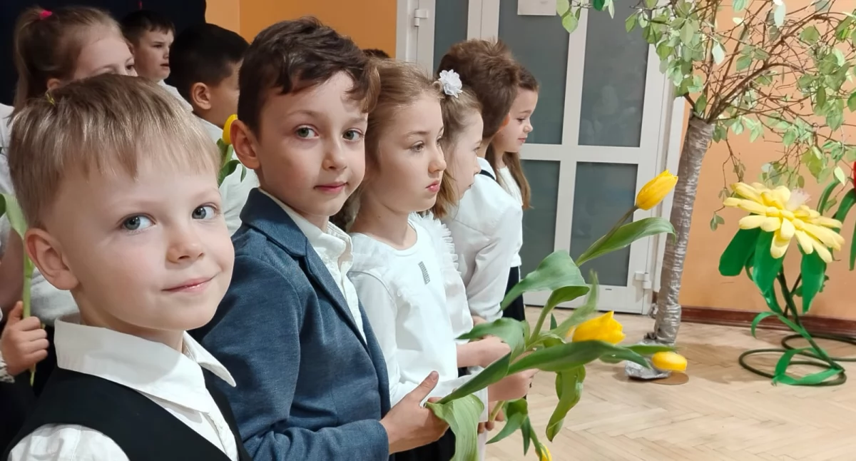 Gminny konkurs recytatorski „Wiosna w poezji”: I edycja w Szkole Podstawowej nr 2 w Wieluniu