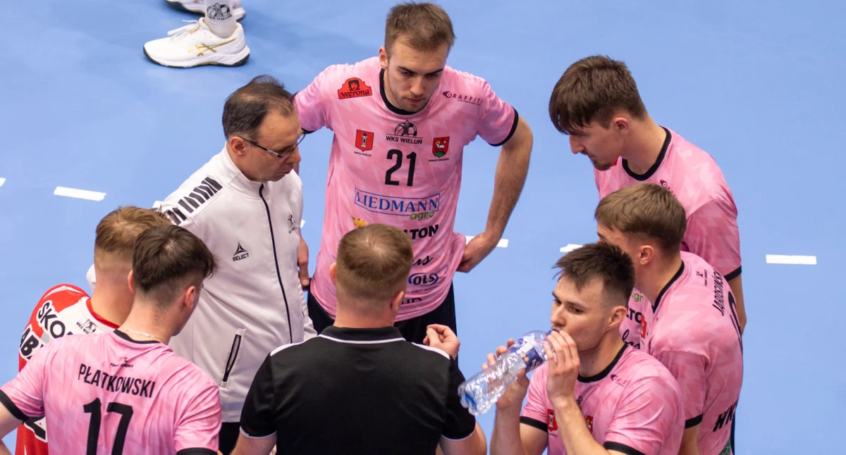 Turniej o I ligę siatkówki: WKS Wieluń z mocnym rewanżem na otwarcie finałów w Grodzisku Mazowieckim