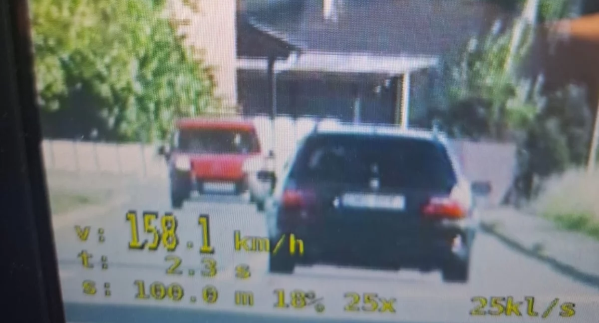Pomylił wieś z autostradą. Pędził BMW 158 km/h w terenie zabudowanym!