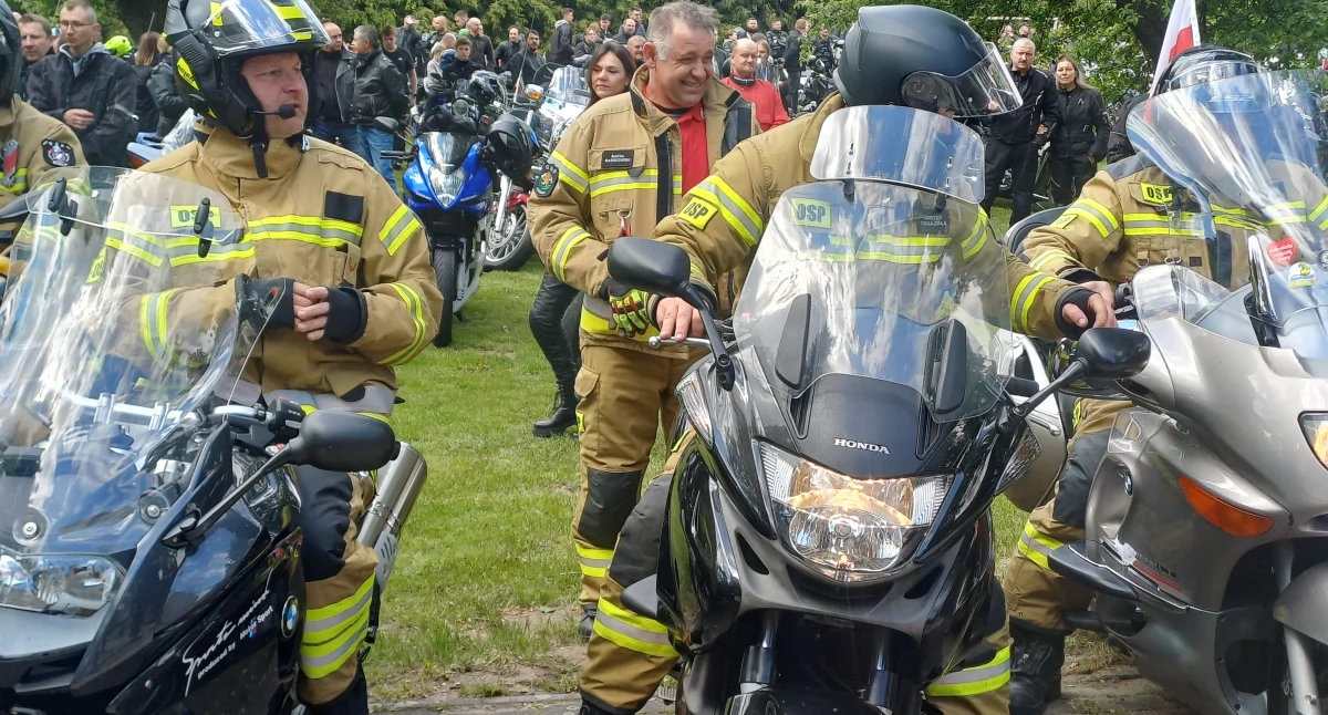 Rozpoczęcie sezonu motocyklowego w Białej koło Wielunia: ryk silników niczym muzyka dla uszu