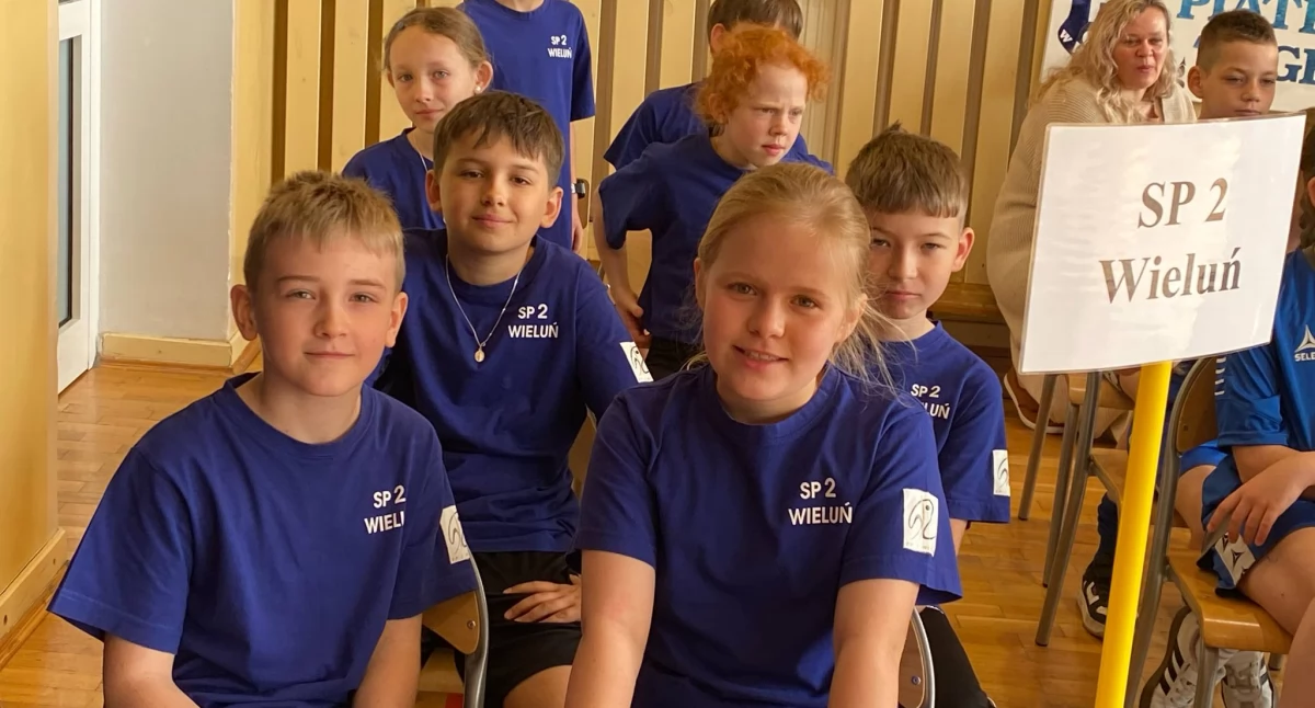 Wielkie Zabawy Małych Mistrzów: Międzyszkolny Turniej Matematyczno-Sportowy w Szkole Podstawowej nr 2 w Wieluniu