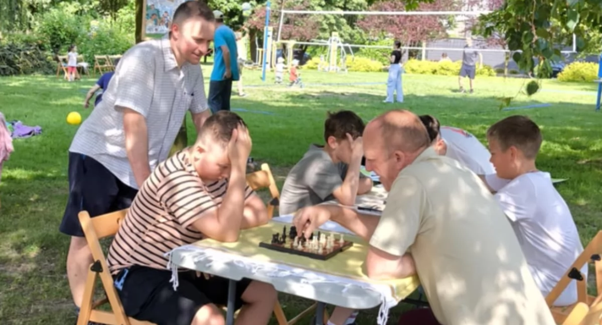 Majówka sąsiedzka na osiedlu nr 4 w Wieluniu
