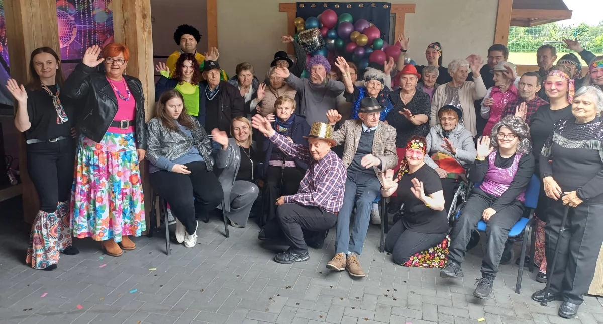 II Nadwarciański Piknik Muzyczny osób z niepełnosprawnością. Disco lat 70 w Osjakowie