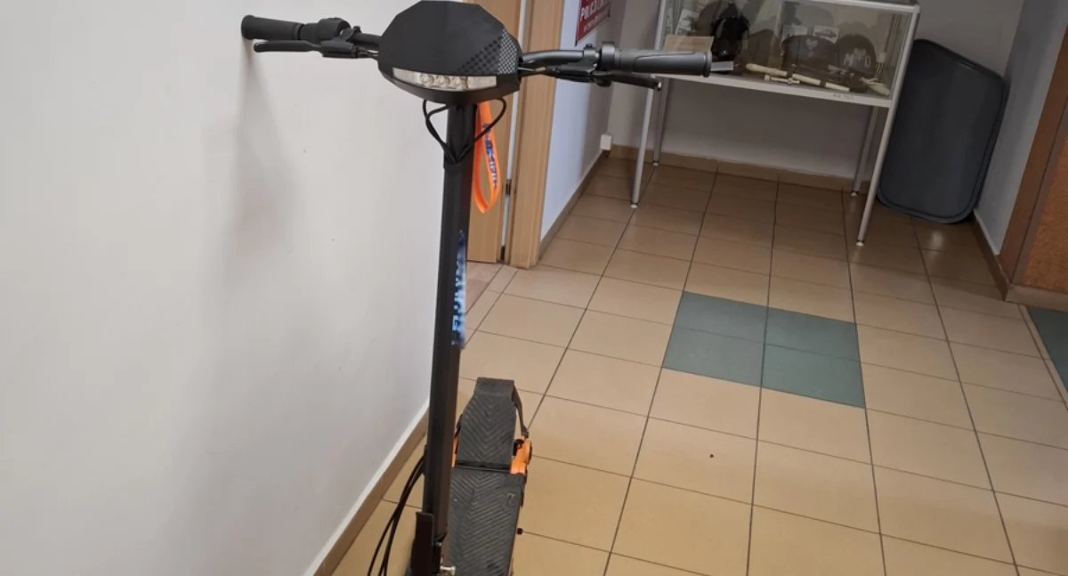 Dwaj 14-latkowie z Ukrainy ukradli hulajnogi ze szkoły - szybko wpadli w ręce policji
