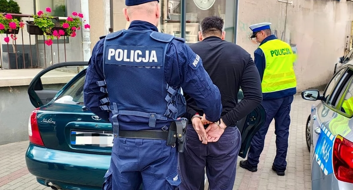 Jechał autem mimo sądowych zakazów - zatrzymał go policjant na urlopie