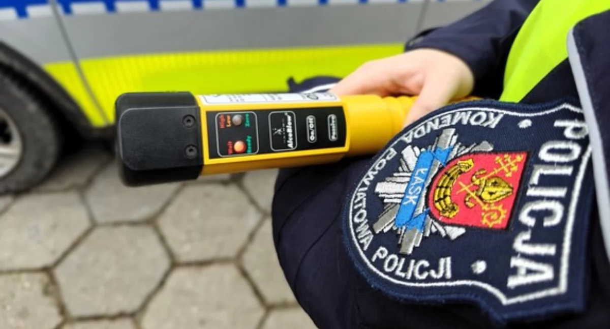 Pijany klient chciał złożyć reklamację - do sklepu przyjechał... autem