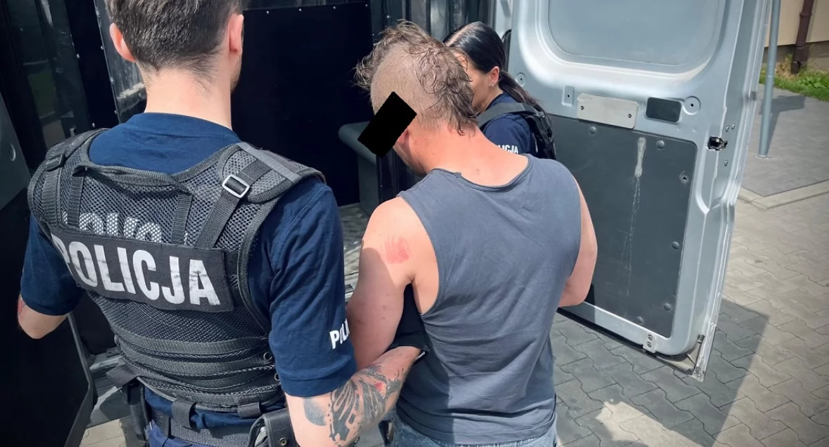 Pijany wandal niszczył auta - gdy pojawili się policjanci, zaatakował ich