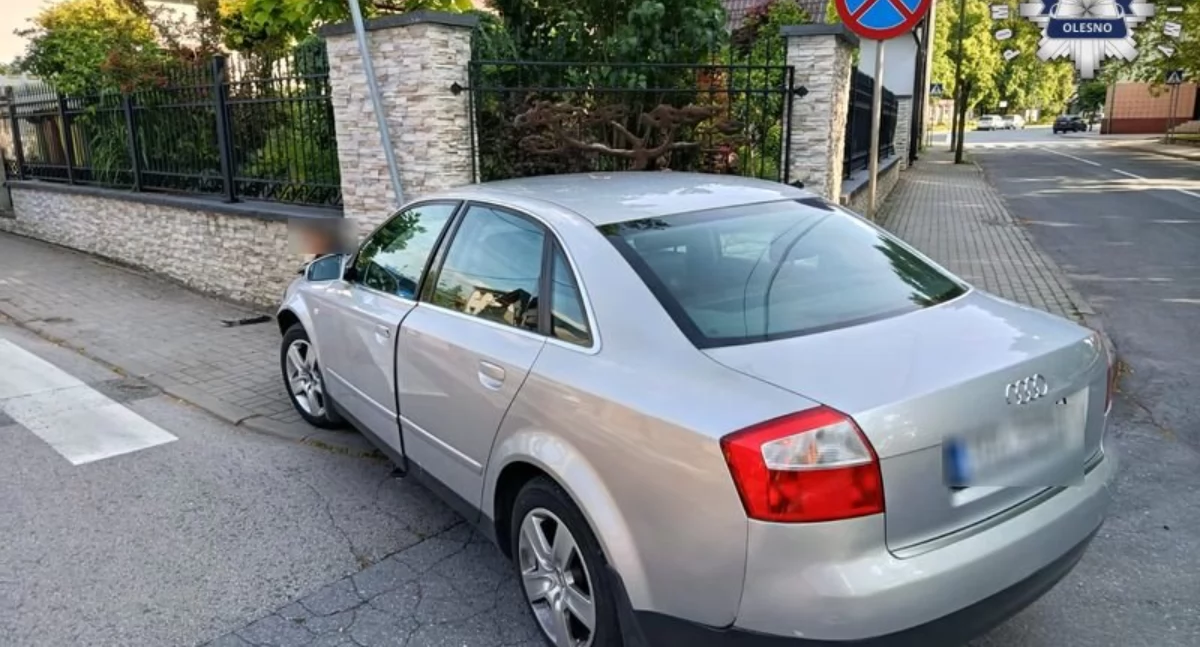 Mechanik samochodowy uderzył autem w ogrodzenie - był kompletnie pijany
