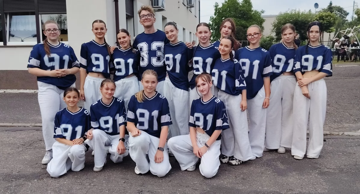 XXXII Emdekolada przy Powiatowym i Młodzieżowym Domu Kultury i Sportu w Wieluniu