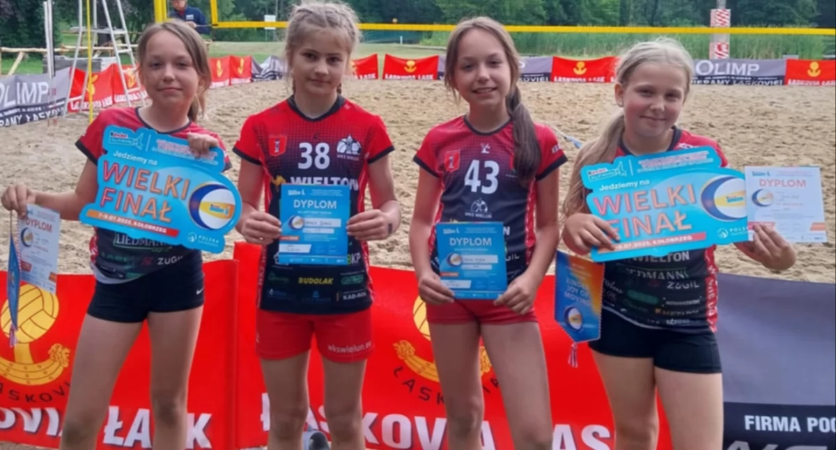 Sukces młodych siatkarek WKS Wieluń! Fojtar i Wilk z awansem na finał ogólnopolski w minisiatkówce plażowej