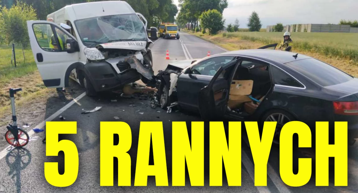 Poważny wypadek na K42 pod Nową Brzeźnicą. Pięć osób w szpitalu