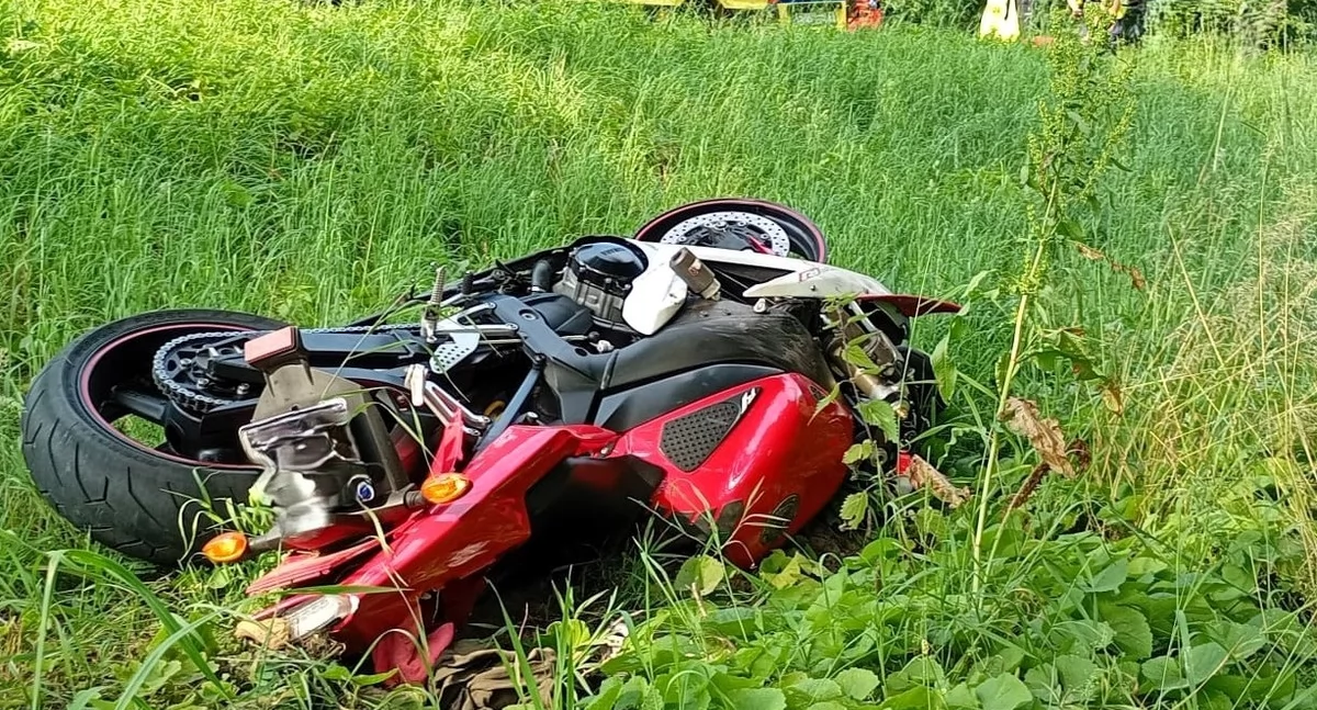 Wypadek z udziałem motocyklisty - przyczyną nadmierna prędkość