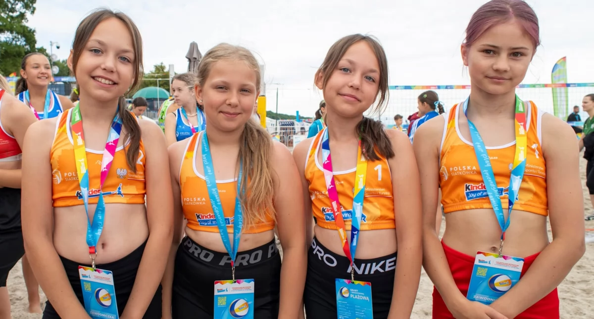 Sukces młodych siatkarek WKS Wieluń w finale Kinder Joy of Moving w Kołobrzegu
