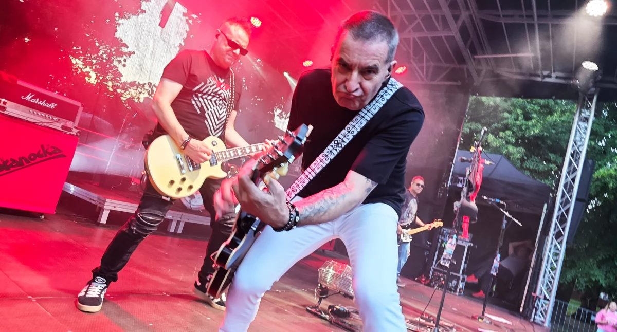 Kobranocka zagrała w Wieluniu. Akcje Wakacje 2025 - zdjęcia, FILM, relacja