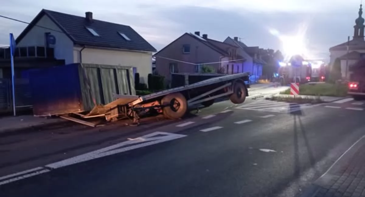 Pęknięta opona przyczyną kolizji w Kraszkowicach 