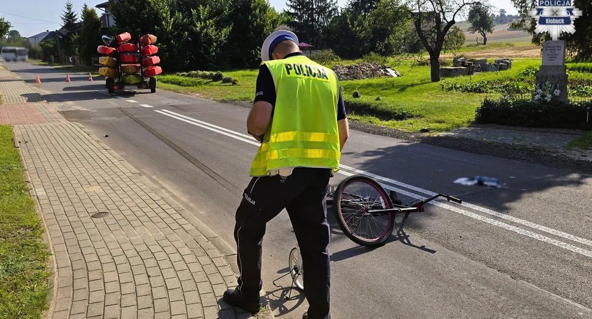 Rowerzystka potrącona przez mercedesa - 48-latka z obrażeniami ciała trafiła do szpitala