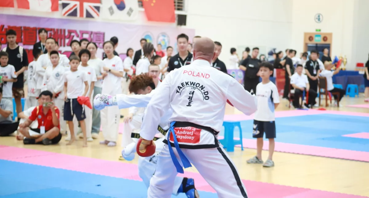 Było jak w saunie, ale wracamy z medalami – sukces wieluńskiego Taekwon-do SKT.Niedźwiedź w Asian Champions League 2025