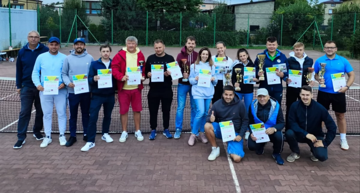 Rekordowa VI edycja Pajęczańskiej Amatorskiej Ligi Tenisa. Piotr Kłyszewski wraca na tron, a Joanna Majchrzyk pierwszą mistrzynią kobiet